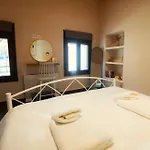 Magnolia Garden - Meteora * 卡兰巴卡