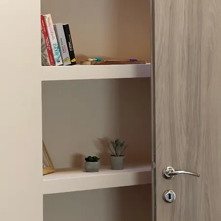 Magnolia Garden - Meteora Kalambaka