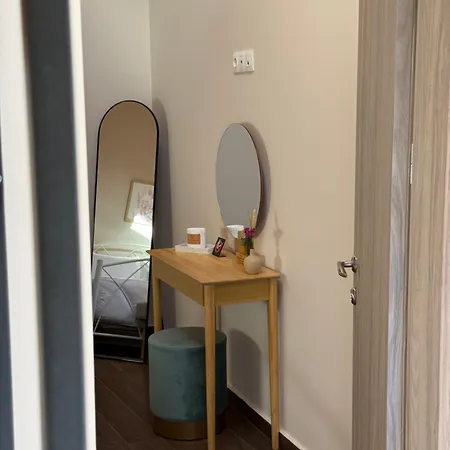 Magnolia Garden - Meteora