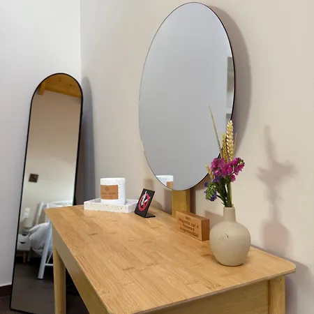 Magnolia Garden - Meteora *