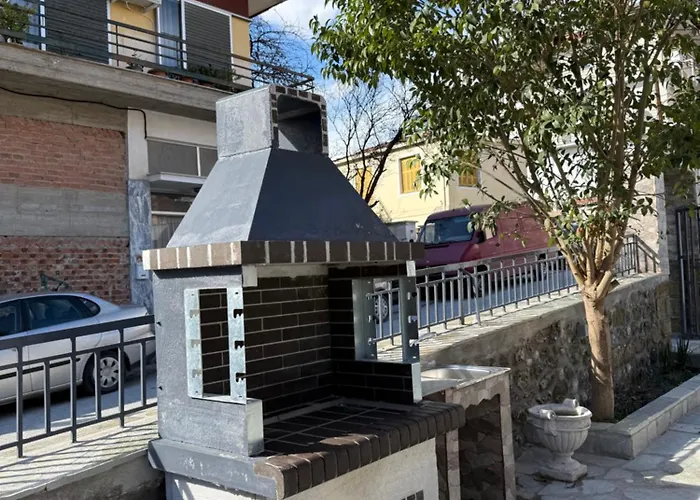 Magnolia Garden - Meteora * Καλαμπάκα