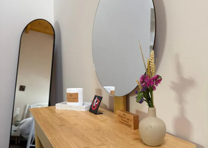 Magnolia Garden - Meteora *