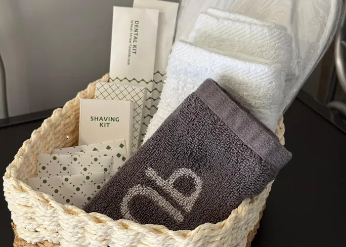 Magnolia Garden - Meteora *