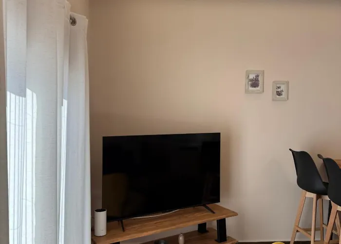 Magnolia Garden - Meteora