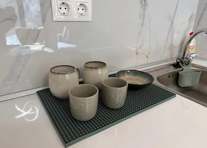 Magnolia Garden - Meteora