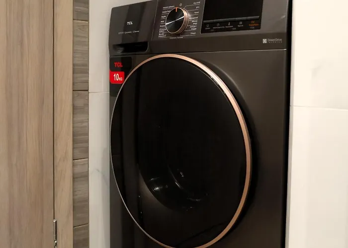 Magnolia Garden - Meteora *