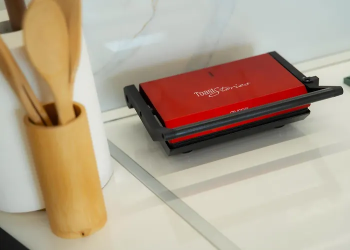 Magnolia Garden - Meteora